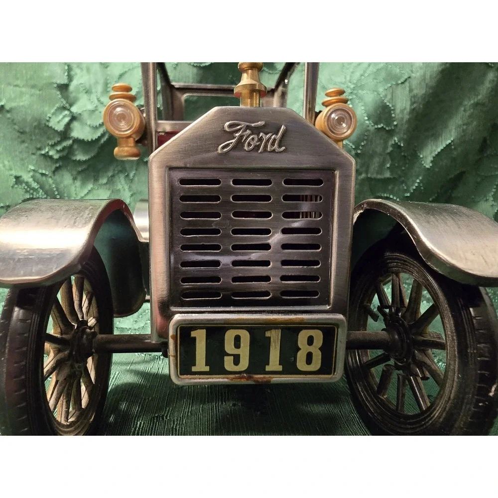 Vintage Ford Model T 1918 Liquor Decanter Music Box Shot Glasses Japan Works